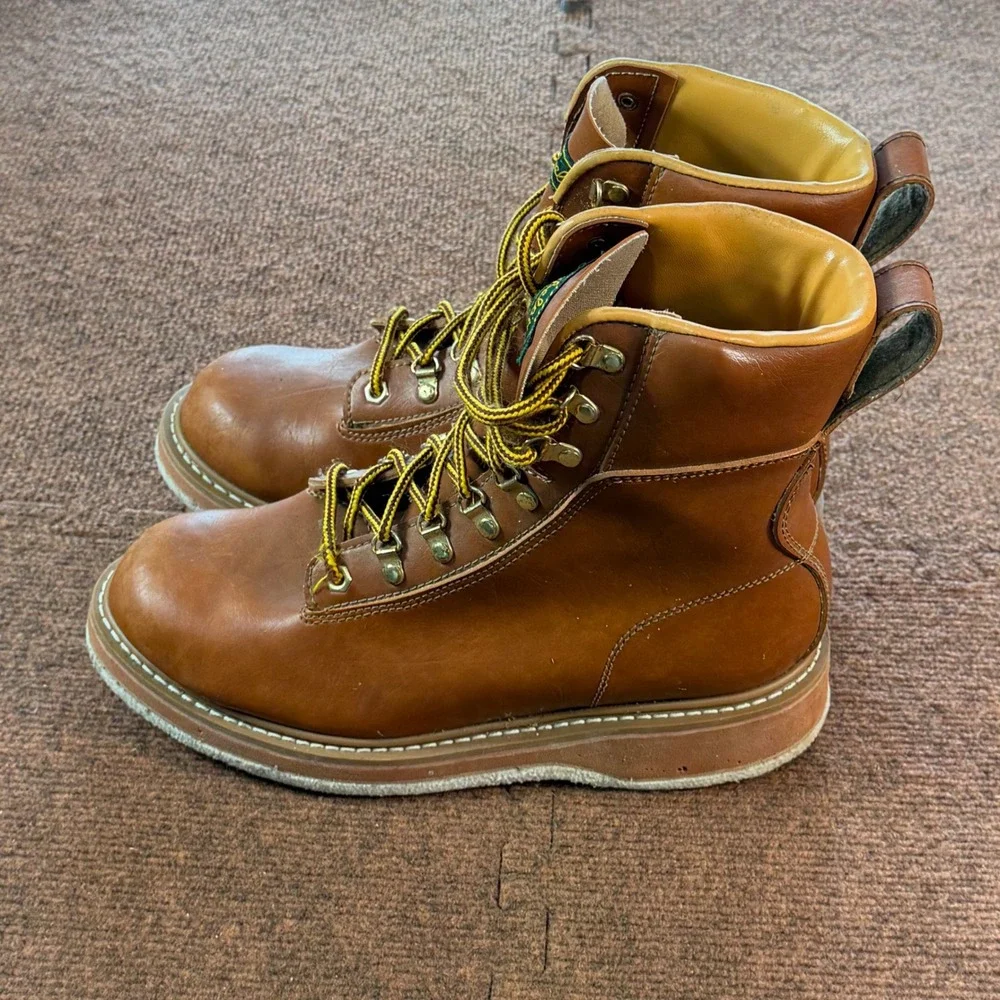 Cabelas Fishing Boots Mens 11 Brown Felt Sole Wading Boots 82106010 gently used